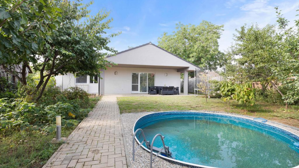 4 izbový rodinný dom - pozemok 675m² Dolné Dubové, Trnava