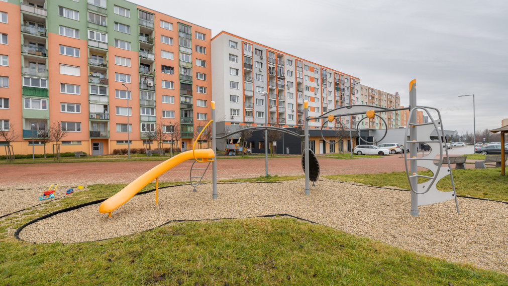 PREDANÉ - PREDAJ: 2 izbový byt, 55 m2, Pezinok