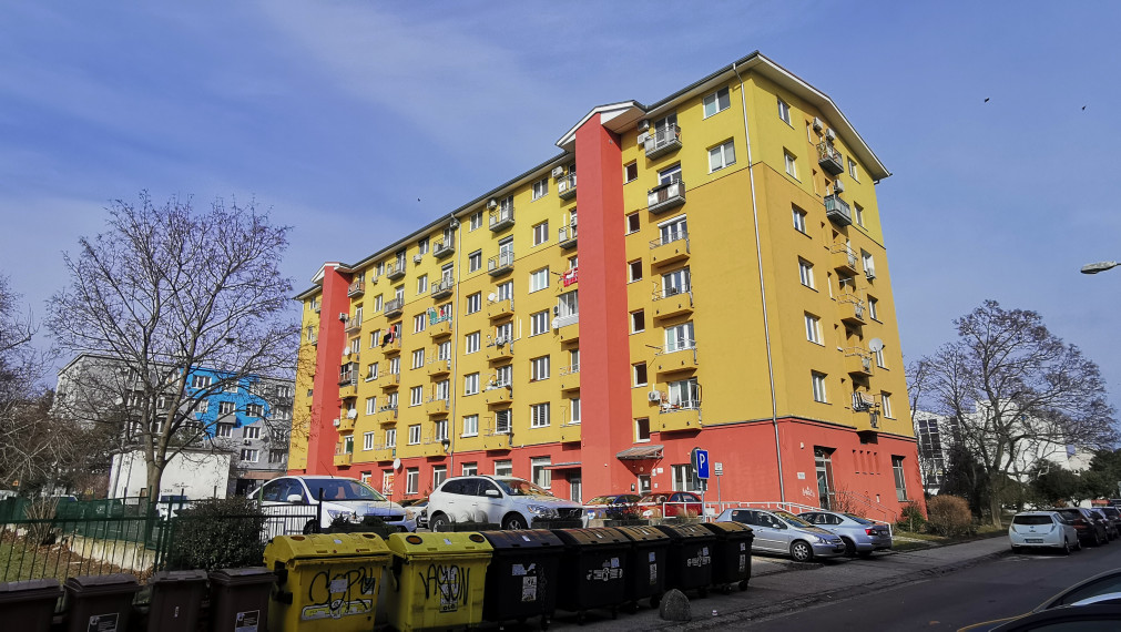 PREDAJ: 2 izbový byt, 47,5 m2, Cyprichova 3, Bratislava - Rača