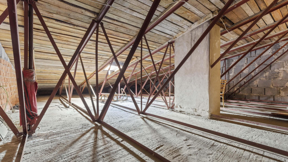 Predané-rodinný dom na predaj vo Svätom Jure, minútu od námestia, 340 000€