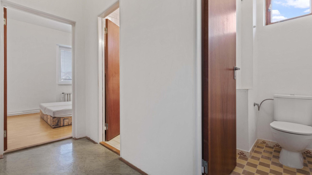 Predané-rodinný dom na predaj vo Svätom Jure, minútu od námestia, 340 000€