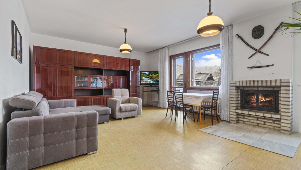 Predané-rodinný dom na predaj vo Svätom Jure, minútu od námestia, 340 000€