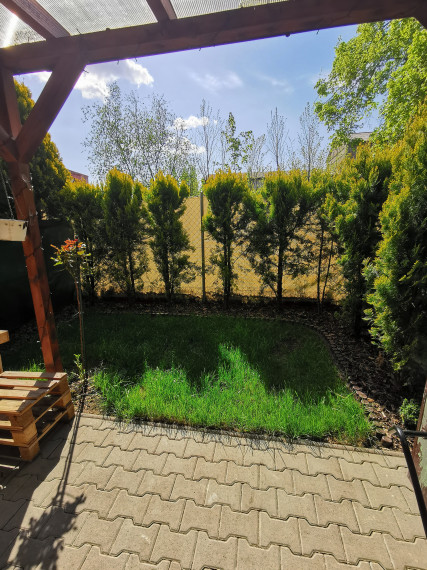 REZERVOVANÉ-PREDAJ: garsónka so záhradkou a parkovacím státím, 31 m2, Tehelná 5, Pezinok