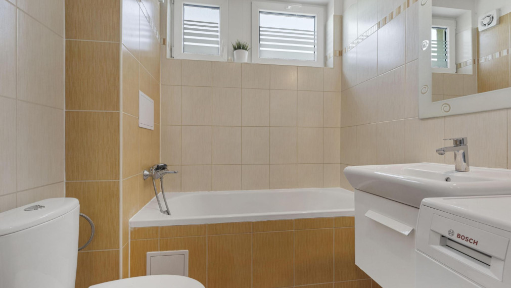 Predané - NOVOSTAVBA - Trojizbový byt s balkónom na Rulandskej ulici vo Svätom Jure