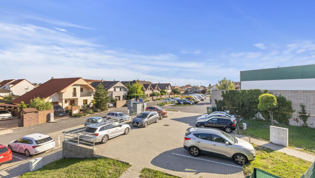 Predané - NOVOSTAVBA - Trojizbový byt s balkónom na Rulandskej ulici vo Svätom Jure