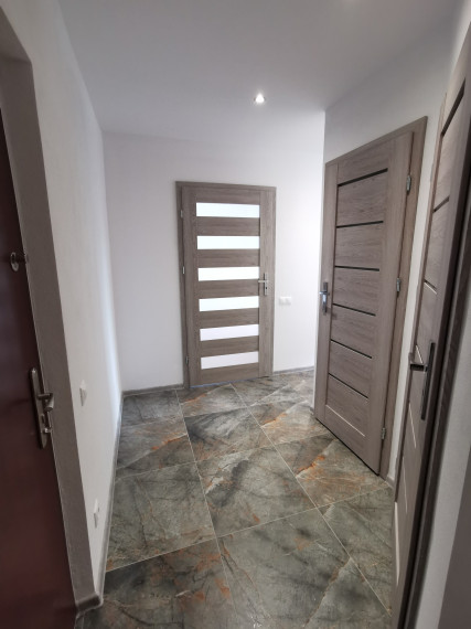 PRENAJATÉ-PRENÁJOM: 1 - izbový byt, 35,70 m2, Baltská 1, Bratislava - Podunajské Biskupice