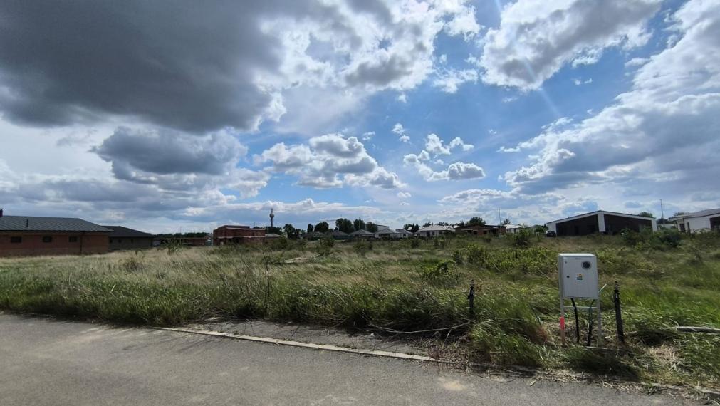 PREDANÉ - PREDAJ: stavebné pozemky, 489 m2, 554 m2, Cífer - Pác