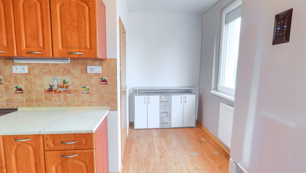 PREDANÉ-PREDAJ: 3 izbový byt, 69,5 m2, Družstevná 15, Modra