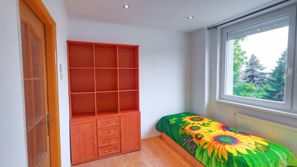 PREDANÉ-PREDAJ: 3 izbový byt, 69,5 m2, Družstevná 15, Modra