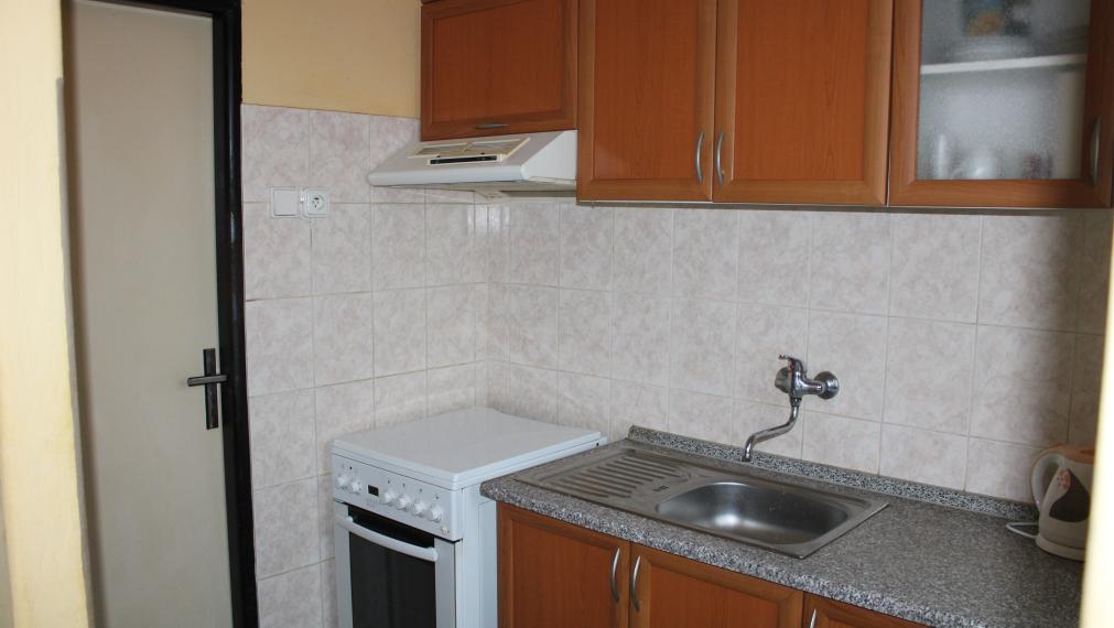 PREDANÝ - ZNÍŽENÁ CENA!!! PREDAJ: Priestranný dvojposchodový rodinný dom s veľkým pozemkom