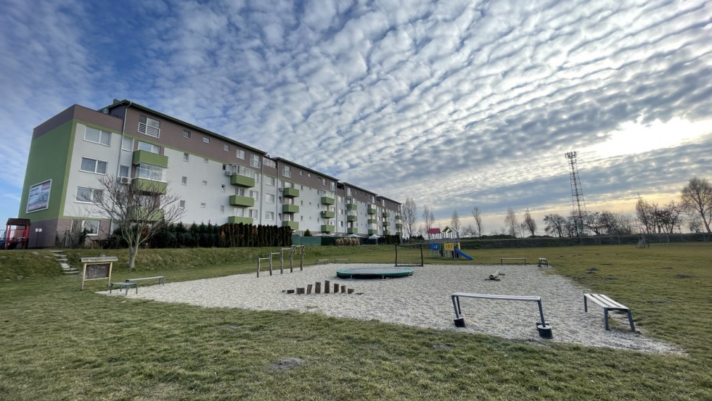 2 izb. byt 56m² s parkovaním Pri Akadémii, Hrubá Borša