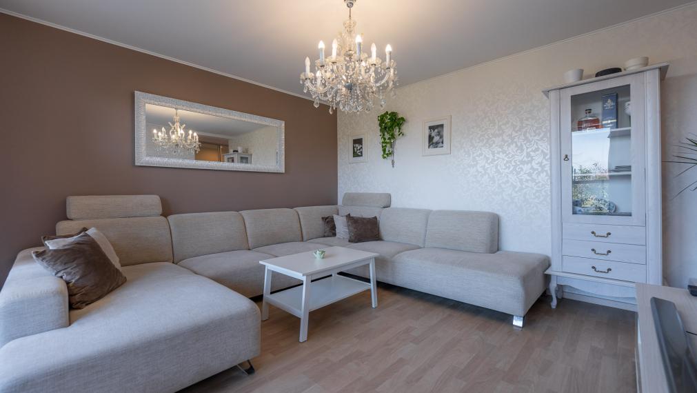 PREDANÉ-PREDAJ: 3 izbový byt, 68 m2, záhrada, parkovacie miesto, Rovinka