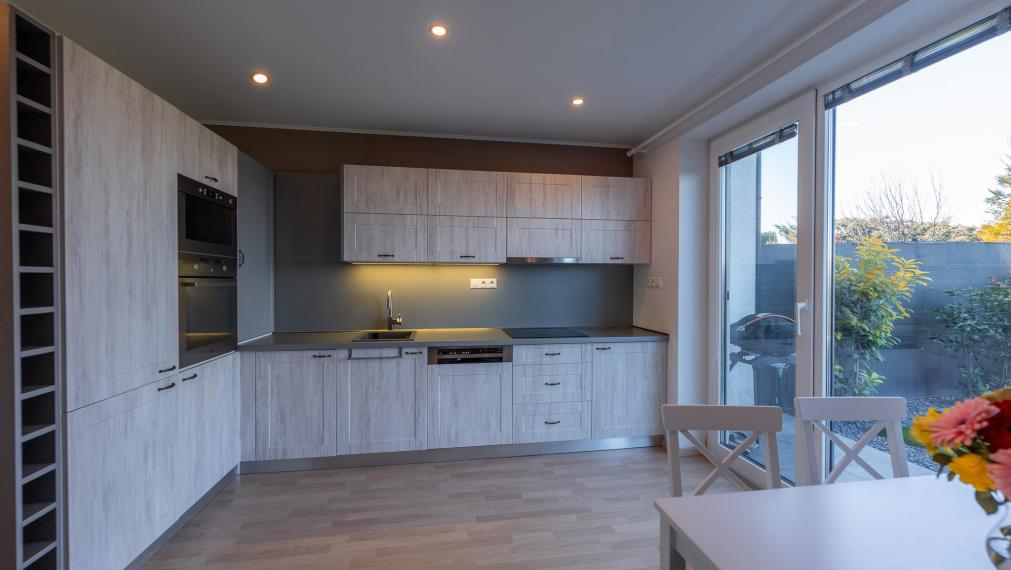 PREDANÉ-PREDAJ: 3 izbový byt, 68 m2, záhrada, parkovacie miesto, Rovinka