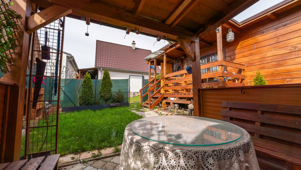 PREDANÉ-PREDAJ: Pozemok s rekreačnou chatou pri vode,  Buková