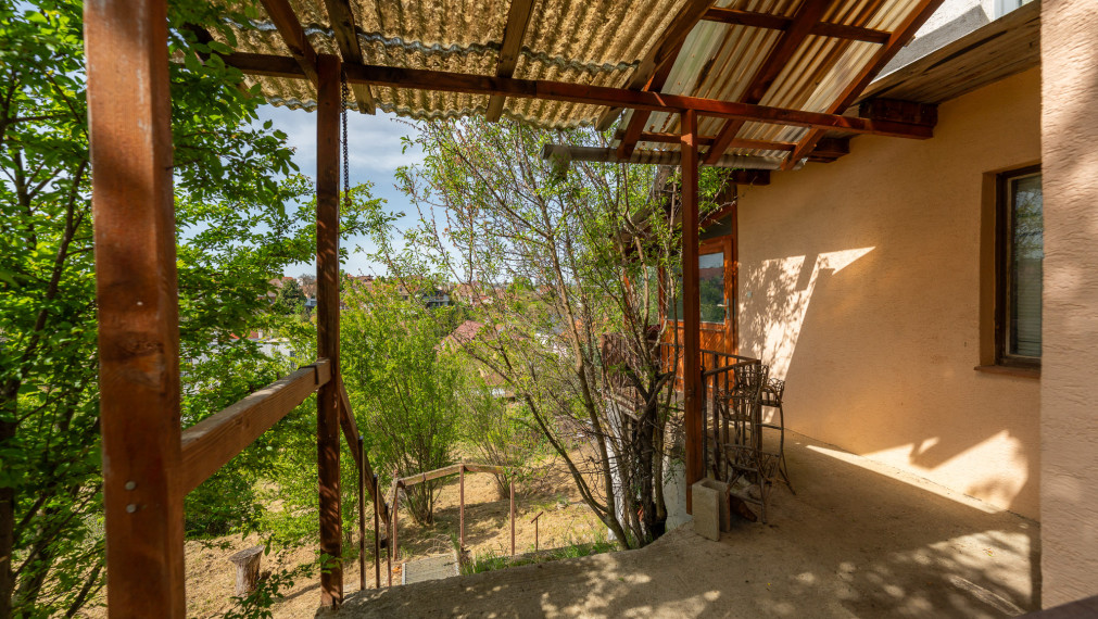 PREDAJ: stavebný pozemok, 1743 m2, Šenkvice