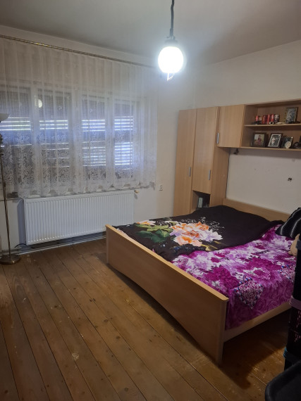 PREDAJ - Rodinný dom v obci Jablonec