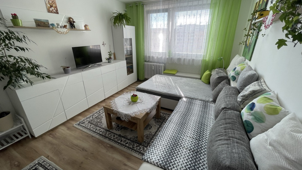 REZERVOVANÉ 2 izb. byt 53m² Závadská, Bratislava - Rača