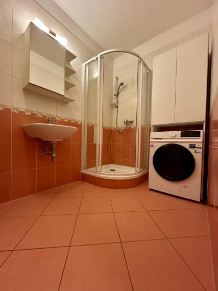 PREDAJ: 2 - izbový byt, 52,12 m2, Tomášikova 5, Bratislava