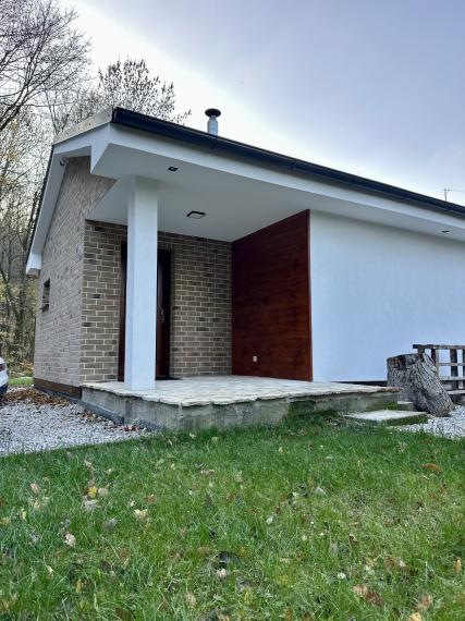 PREDAJ: štýlová moderná chata, 55 m2, Hrnčeková dolina (Buková)
