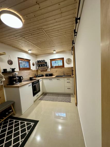 PREDAJ: štýlová moderná chata, 55 m2, Hrnčeková dolina (Buková)