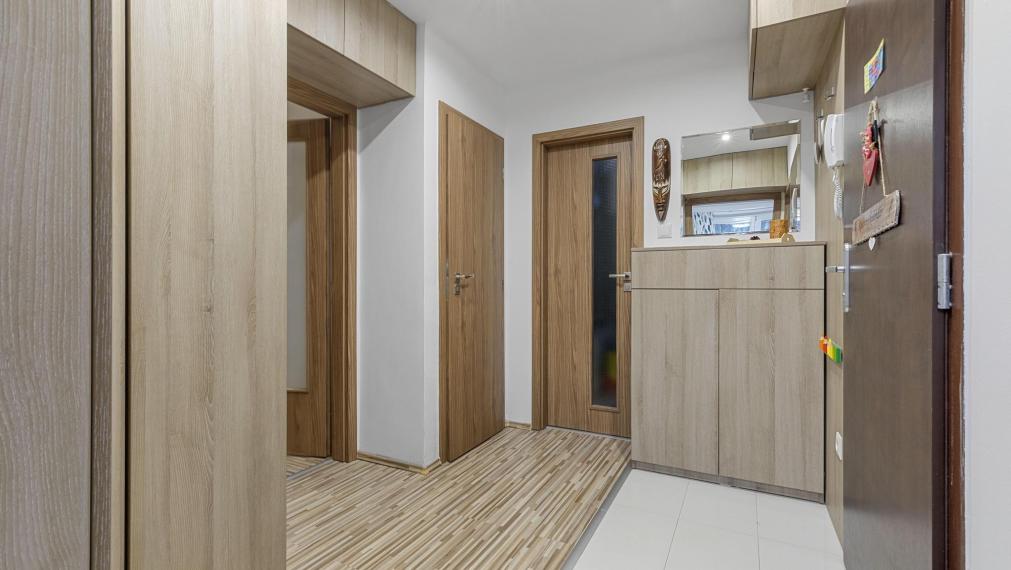 Zariadený 3 izb. byt 74m², murovaný dom - Trnavská, Pezinok