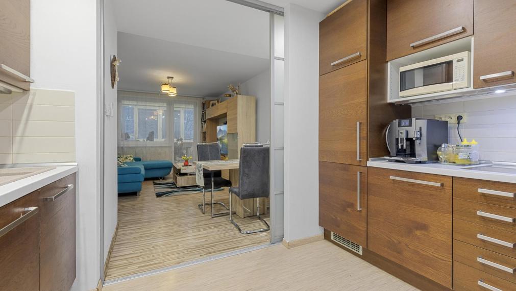 Zariadený 3 izb. byt 74m², murovaný dom - Trnavská, Pezinok