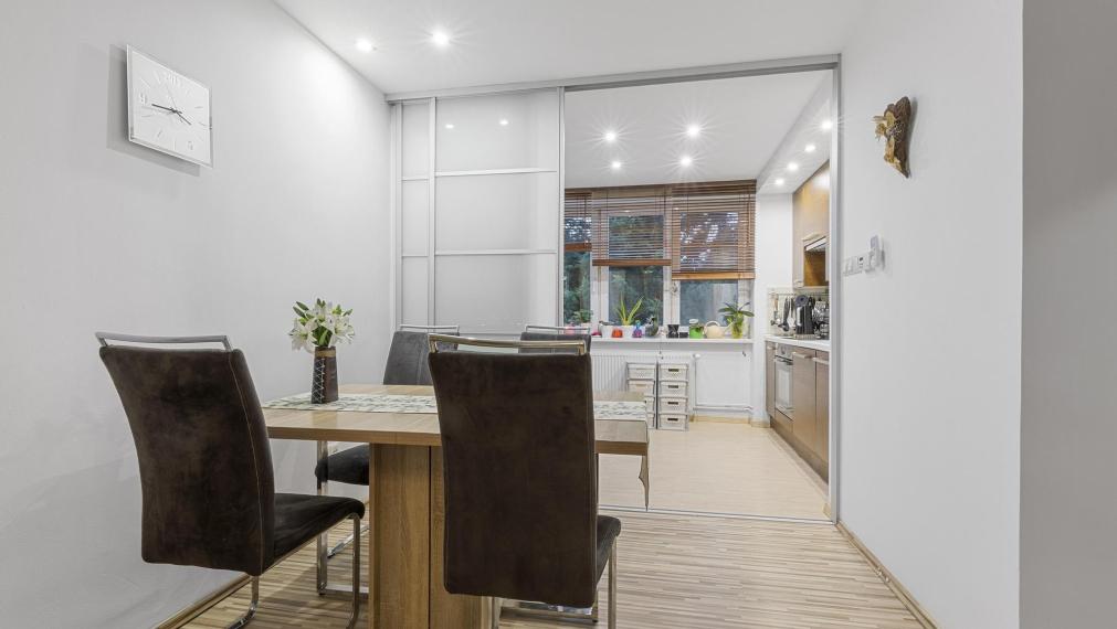 Zariadený 3 izb. byt 74m², murovaný dom - Trnavská, Pezinok