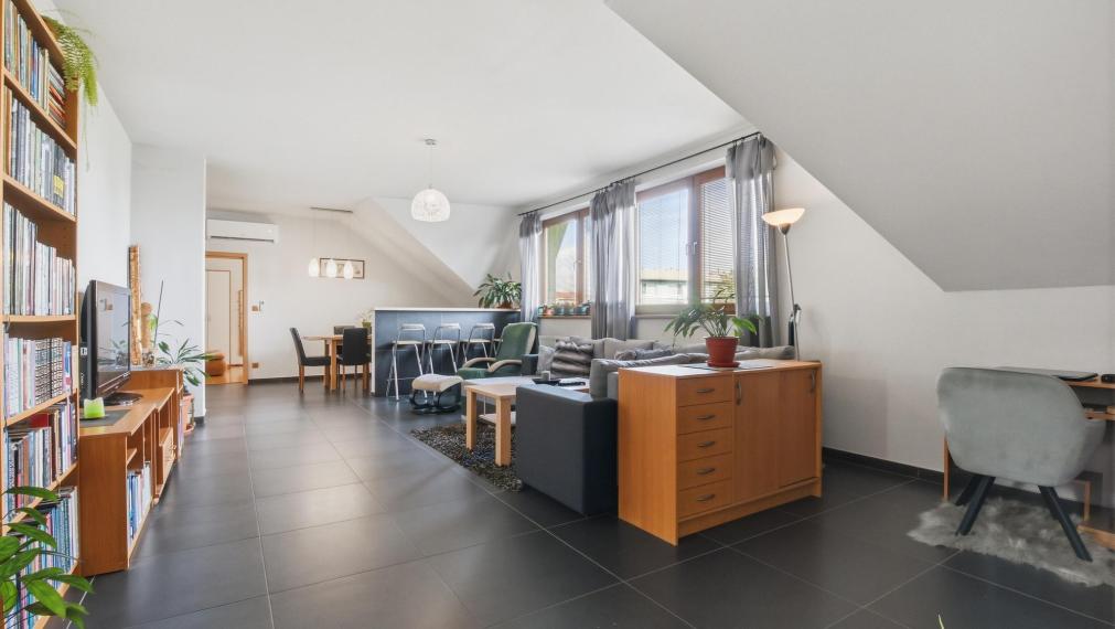 Zariadený 4 izb. byt 141m², murovaný dom - Trnavská, Pezinok