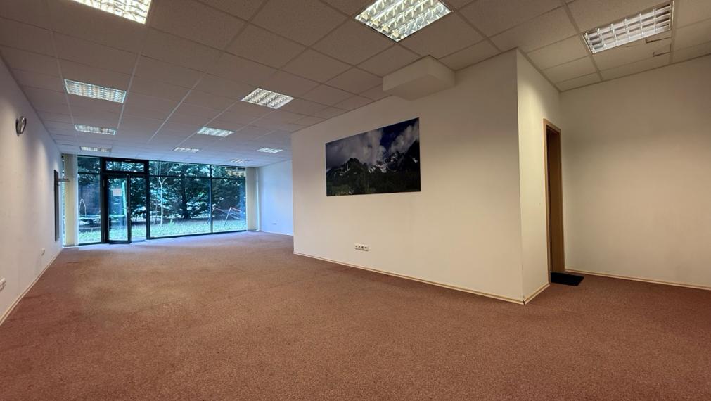 Nebytový priestor 66m² Bancíkovej 1, Bratislava – Ružinov