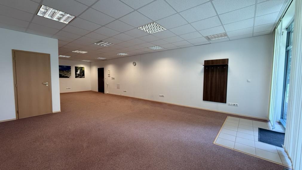 Nebytový priestor 66m² Bancíkovej 1, Bratislava – Ružinov