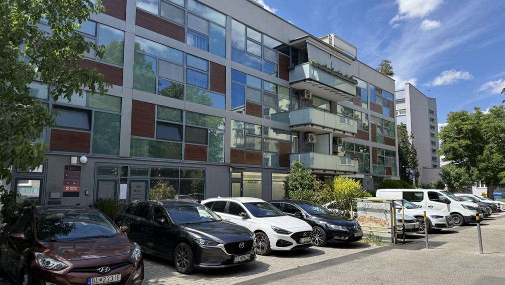 Nebytový priestor 66m² Bancíkovej 1, Bratislava – Ružinov