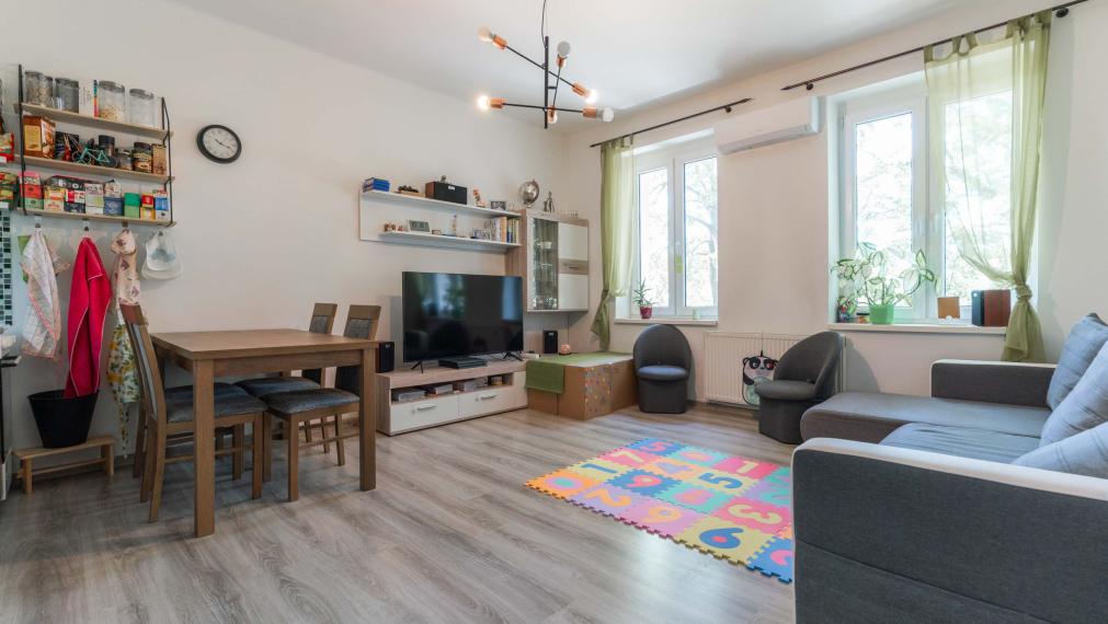 3 izb. byt 71m², murovaný dom - Dopravná, Bratislava - Rača