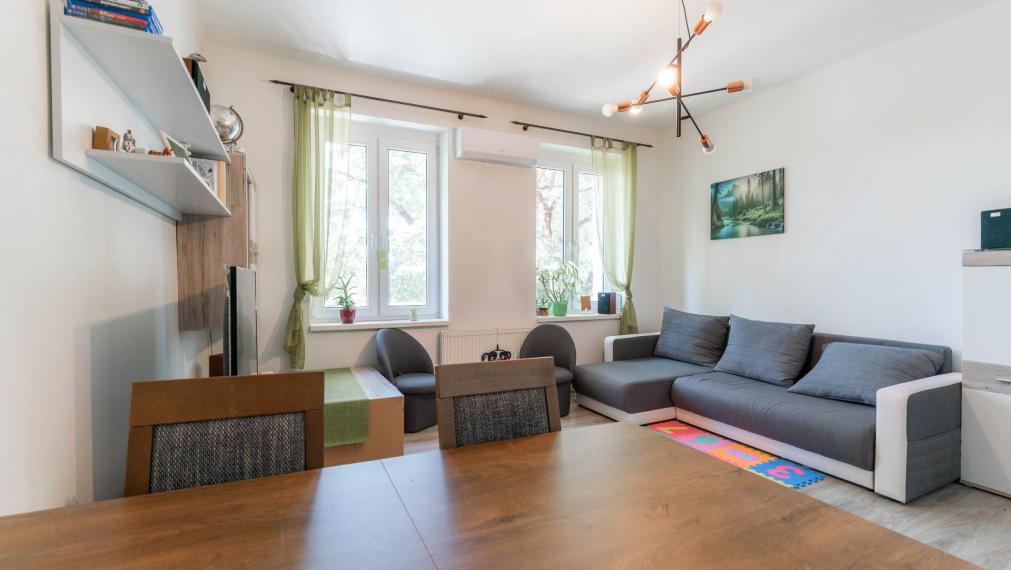 3 izb. byt 71m², murovaný dom - Dopravná, Bratislava - Rača