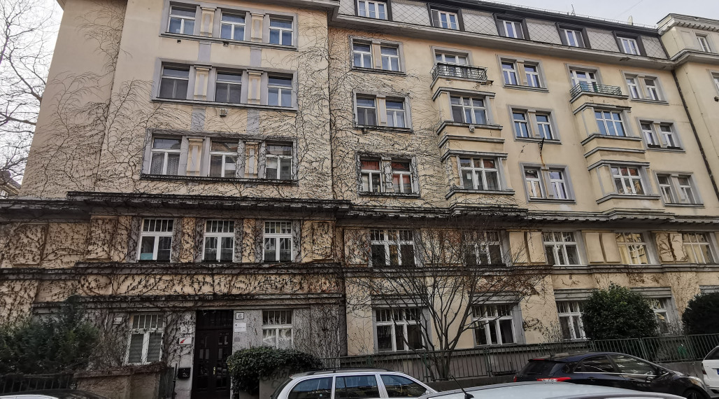 PRENAJATÉ - PRENÁJOM: 3,5- izbový byt, 92 m2, Klemensova 6, Bratislava- Staré mesto