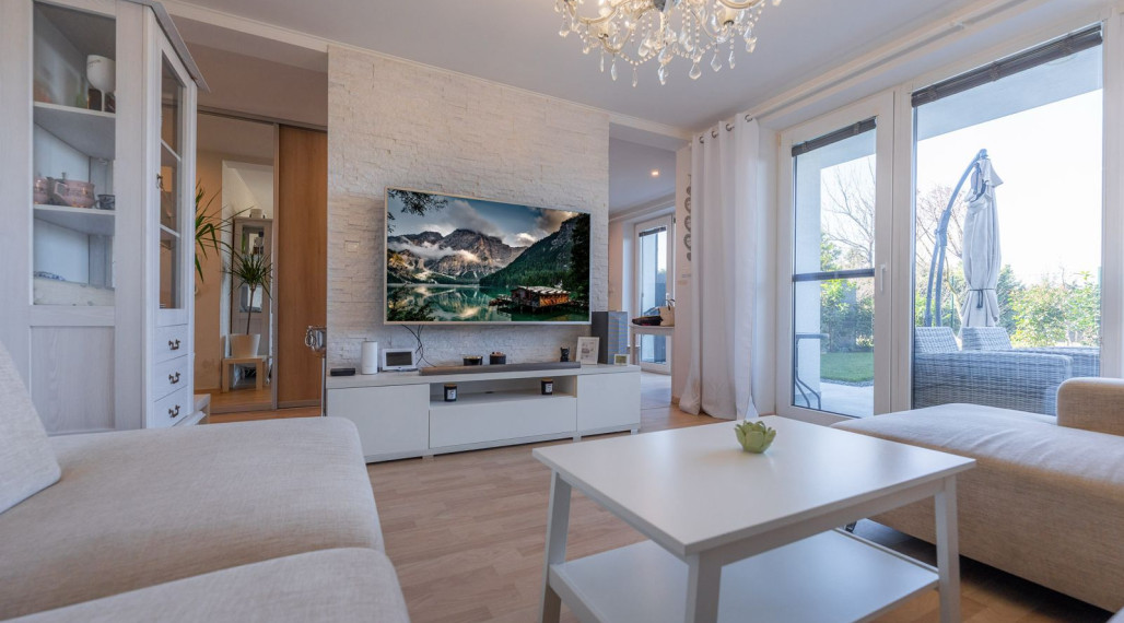 PREDANÉ-PREDAJ: 3 izbový byt, 68 m2, záhrada, parkovacie miesto, Rovinka