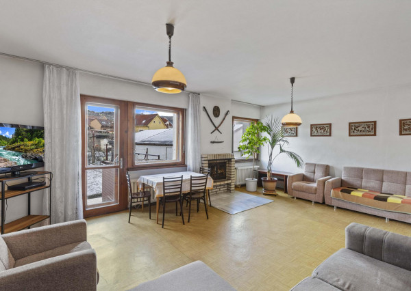 Predané-rodinný dom na predaj vo Svätom Jure, minútu od námestia, 340 000€