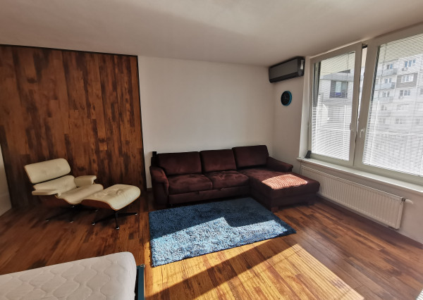 PRENAJATÉ - PRENÁJOM: 1- izbový byt 45 m2 + loggia 6 m2 s podzemným parkovacím státím, Nevädzová 6C (OC Retro), Bratislava- Ružinov