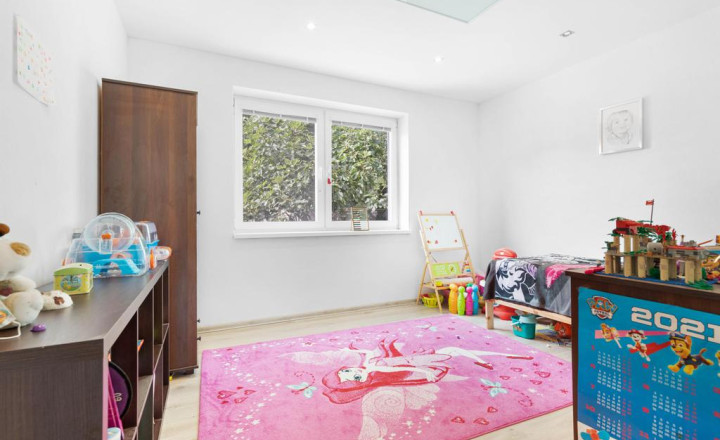 4 izbový rodinný dom - pozemok 675m² Dolné Dubové, Trnava - fotografia 10