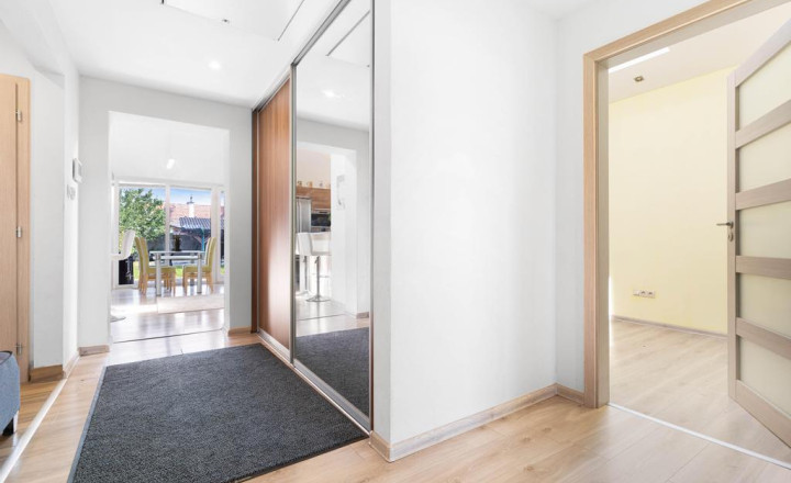 4 izbový rodinný dom - pozemok 675m² Dolné Dubové, Trnava - fotografia 16