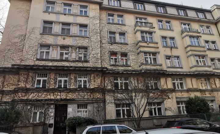 PRENAJATÉ - PRENÁJOM: 3,5- izbový byt, 92 m2, Klemensova 6, Bratislava- Staré mesto