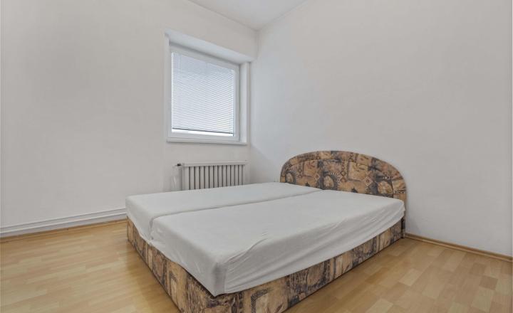 Predané-rodinný dom na predaj vo Svätom Jure, minútu od námestia, 340 000€ - fotografia 14