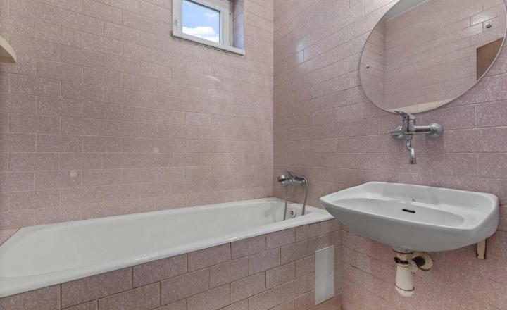 Predané-rodinný dom na predaj vo Svätom Jure, minútu od námestia, 340 000€ - fotografia 12
