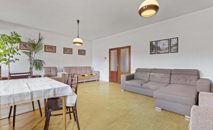 Predané-rodinný dom na predaj vo Svätom Jure, minútu od námestia, 340 000€ - fotografia 5