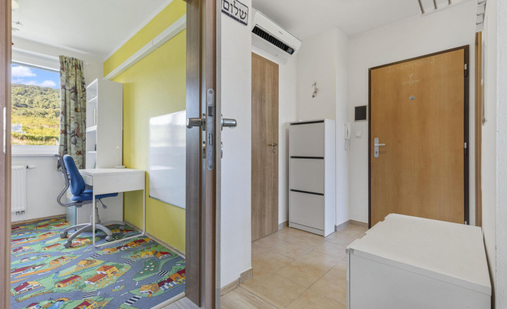 Predané - NOVOSTAVBA - Trojizbový byt s balkónom na Rulandskej ulici vo Svätom Jure - fotografia 4
