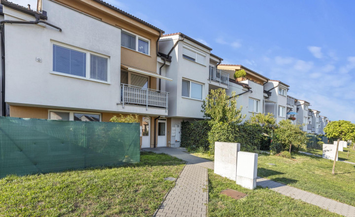 Predané - NOVOSTAVBA - Trojizbový byt s balkónom na Rulandskej ulici vo Svätom Jure - fotografia 17