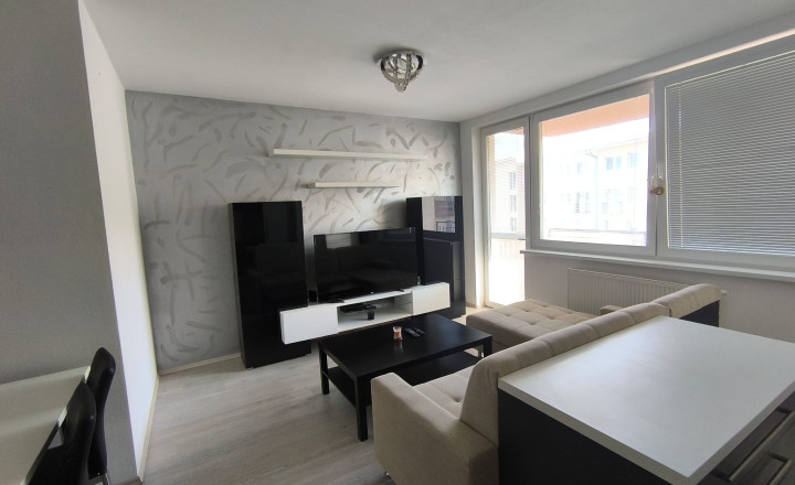 PRENAJATÉ-PRENÁJOM: 2- izbový byt, 55,2 m2 s garážovým parkovacím miestom, Slovenský Grob - fotografia 3