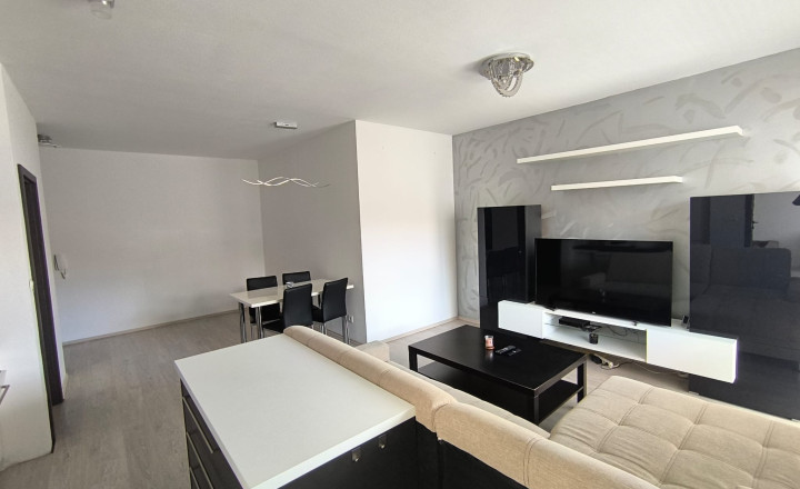 PRENAJATÉ-PRENÁJOM: 2- izbový byt, 55,2 m2 s garážovým parkovacím miestom, Slovenský Grob - fotografia 4