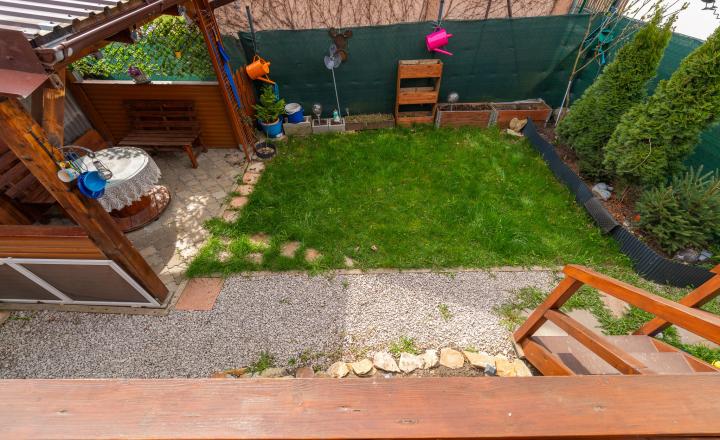 PREDANÉ-PREDAJ: Pozemok s rekreačnou chatou pri vode,  Buková - fotografia 7