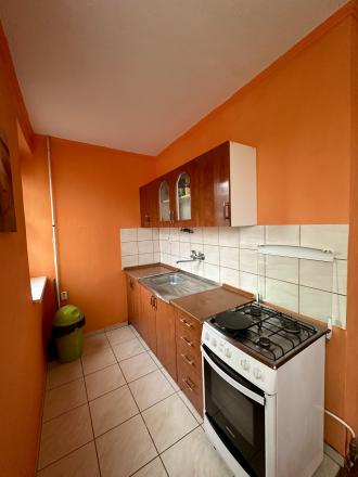 PREDANÉ-PREDAJ: 3 izbový byt, 71,69 m2, Revolučná ulica, Selice - fotografia 4