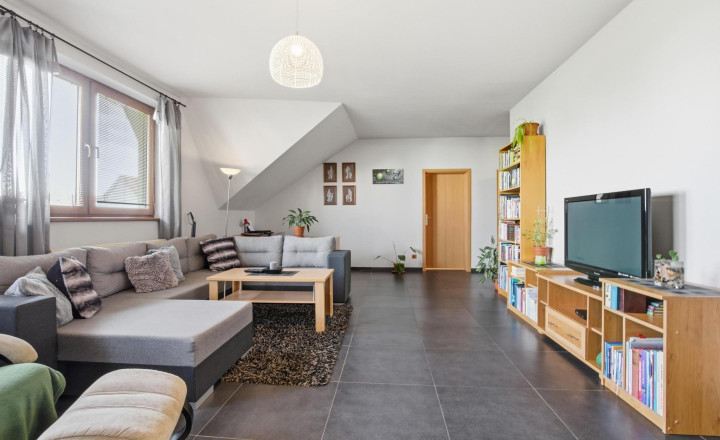 Zariadený 4 izb. byt 141m², murovaný dom - Trnavská, Pezinok